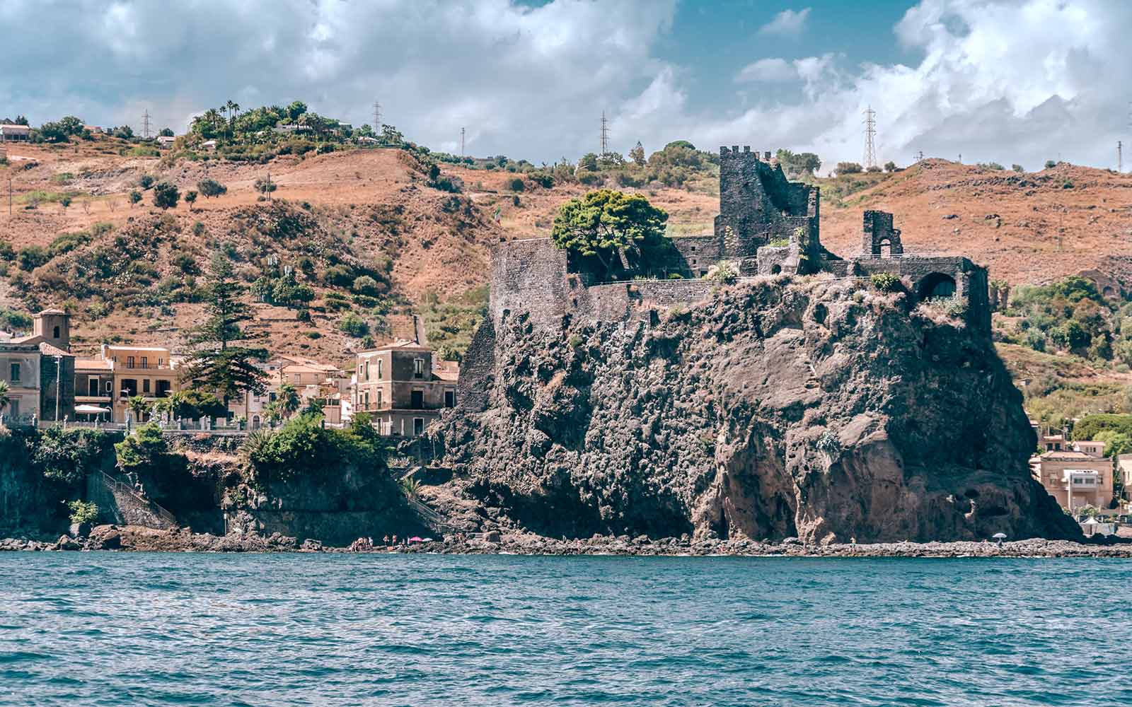 Aci Castello