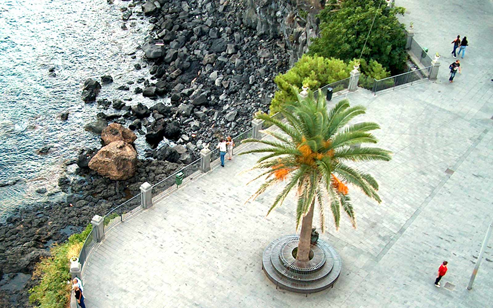 Aci Castello