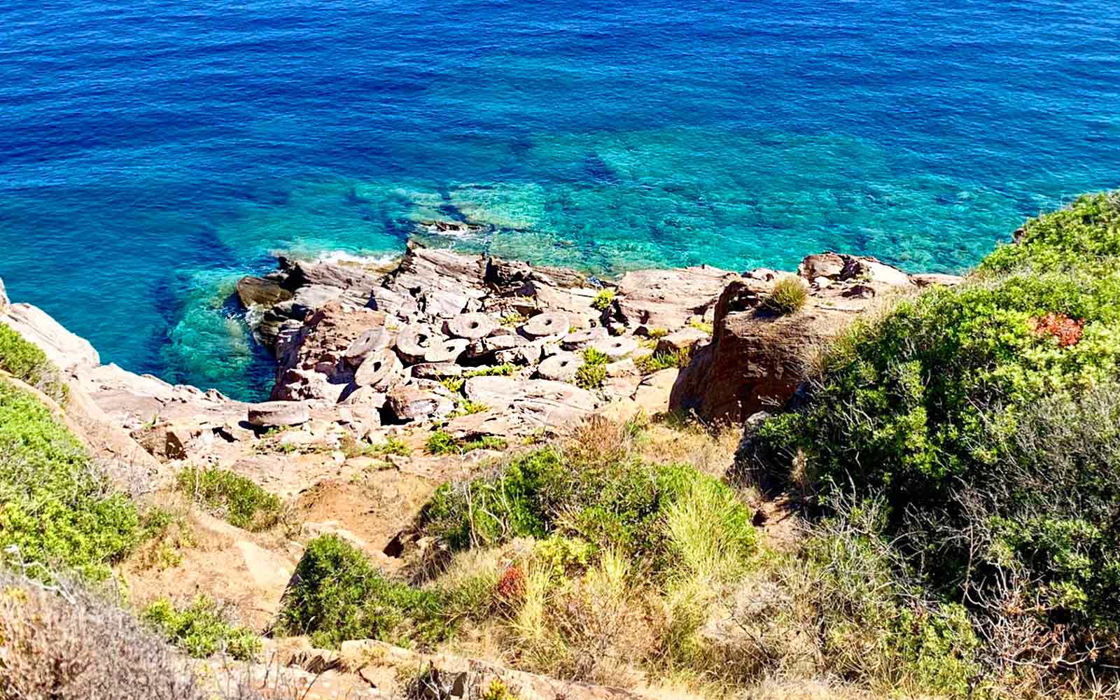 Filicudi, le macine