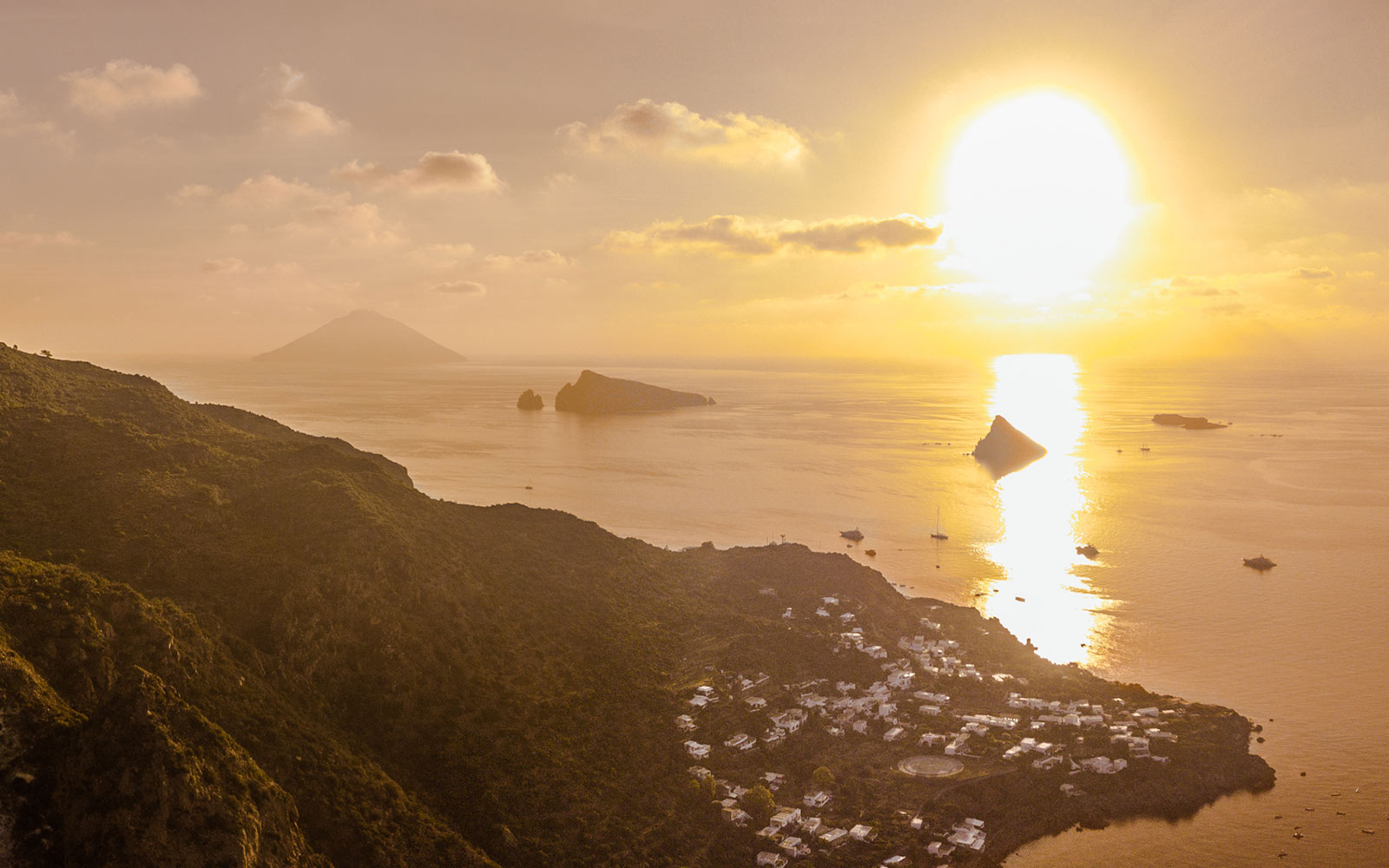 Panarea e i suoi isolotti - Foto di Emilio Messina