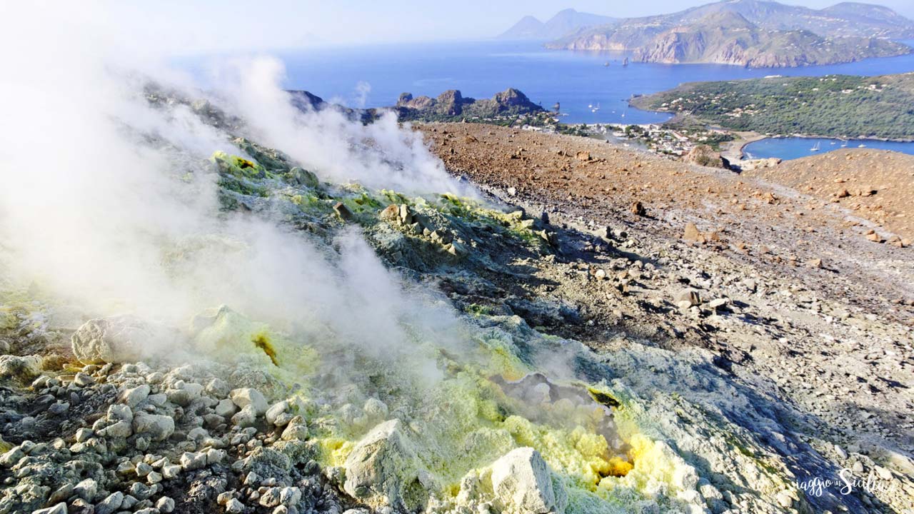 Le fumarole di Zolfo sul gran cratere
